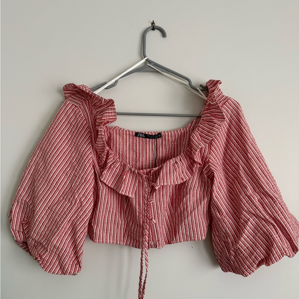 Zara Red Flutter Sleeve Crop Top brand new with tag